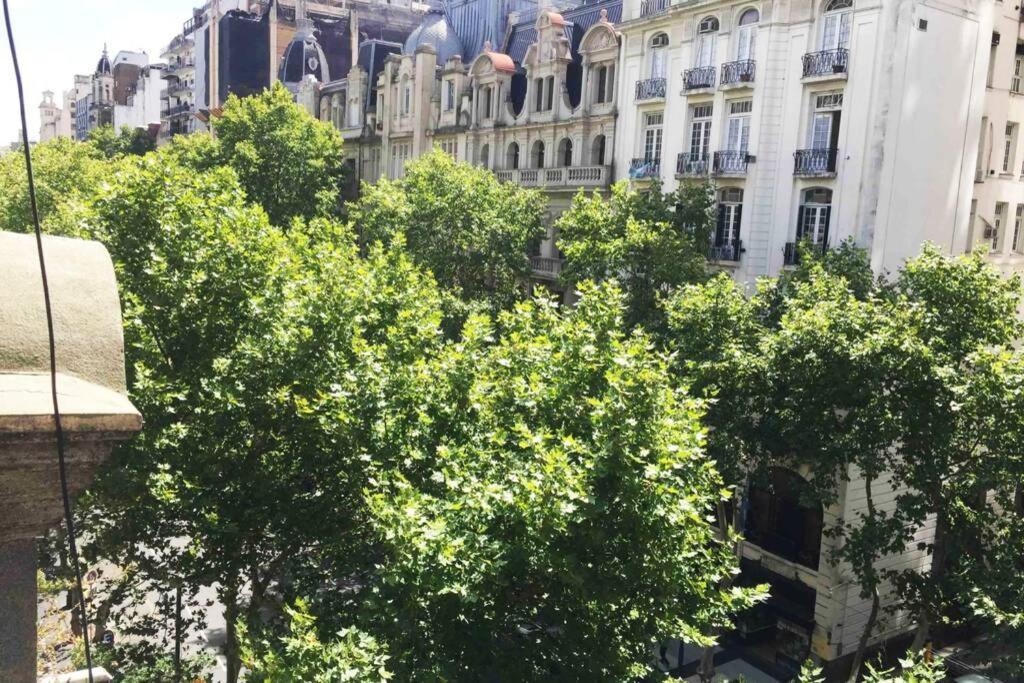 Duplex En Centro Historico Y Turistico Sobre Av. De Mayo Буенос-Айрес Екстер'єр фото